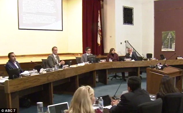 美小學(xué)生擬60人“殺人名單” 被指安全隱患罰停課 美小學(xué)生擬60人“殺人名單” 被指安全隱患罰停課